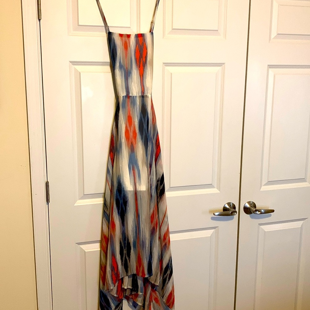 Fashion nova women’s sundress. Size L. Color multi color blue